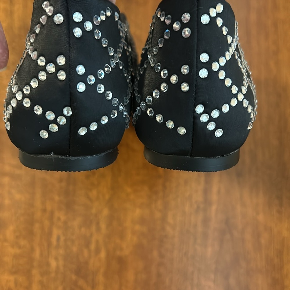 New Arqa Black Criss-Cross Embellished Ballet Flats. 39. (Runs As 8) — image 4 of 8